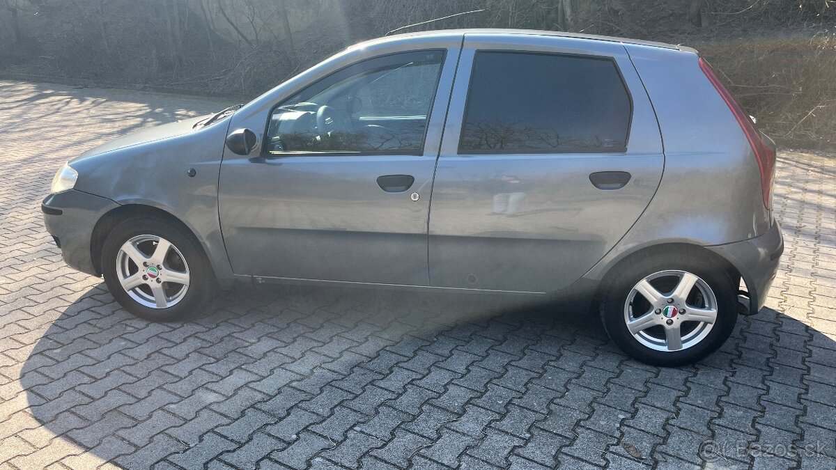 Fiat Punto 1.2 Benzín 44kw - 7