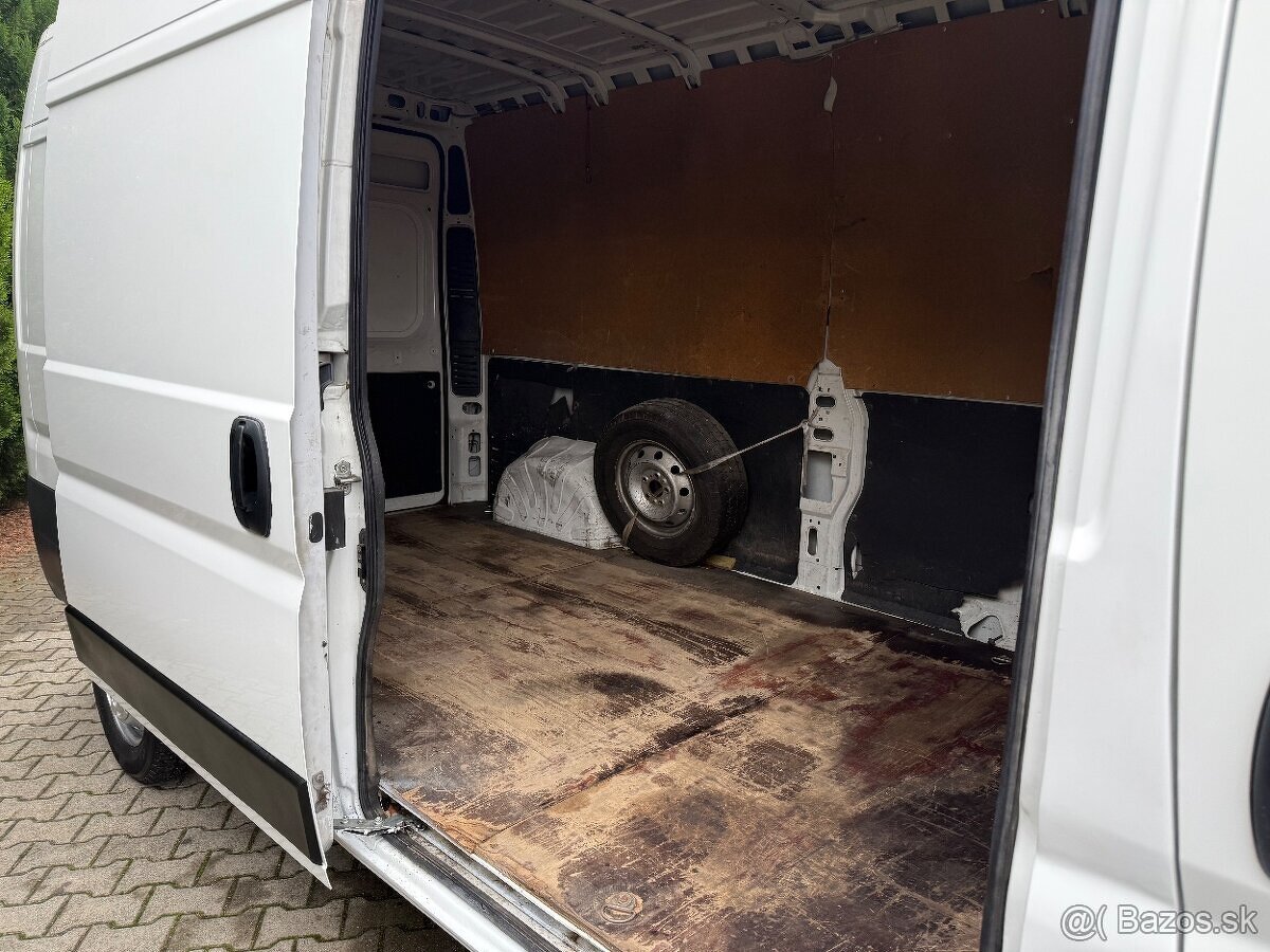 Peugeot Boxer 2.2 - 7