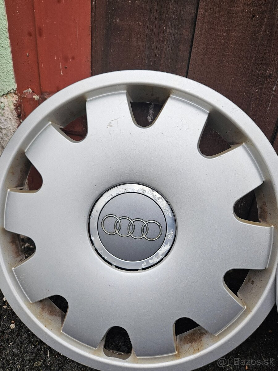 Plechové disky s puklicami Audi - 7