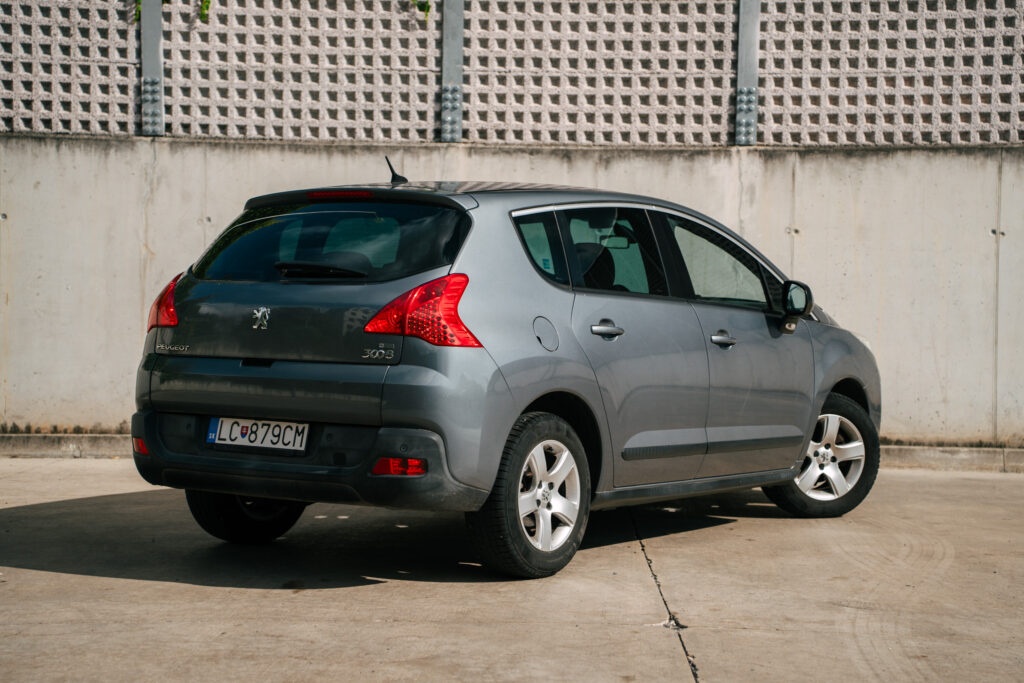 Peugeot 3008 1.6 e-HDi AT6 - 7