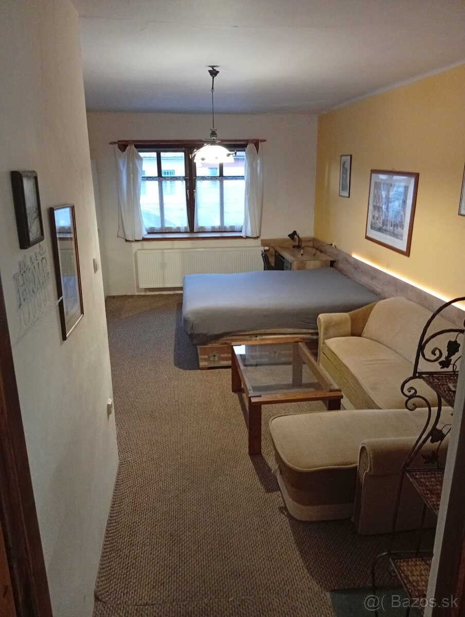 Prenajmem byt - 7