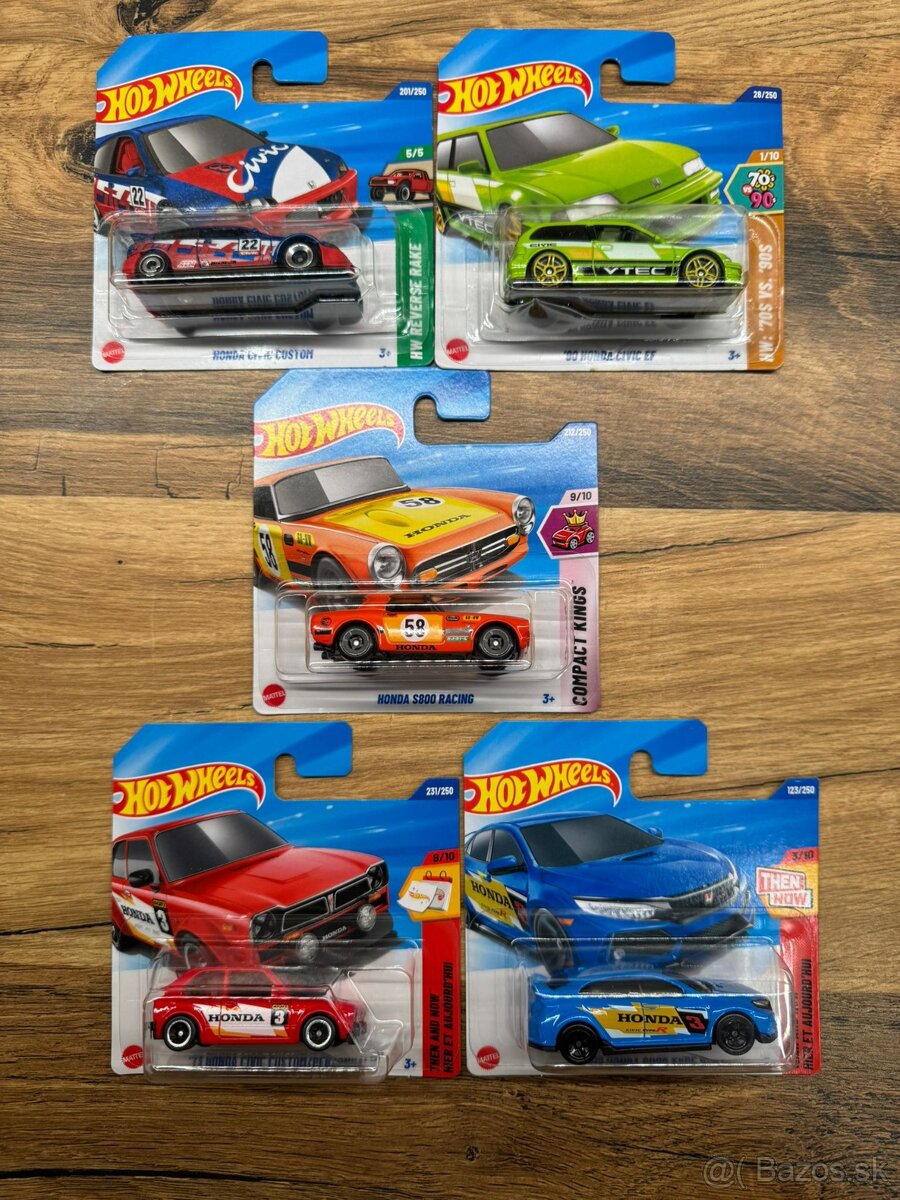 Hot Wheels Ferrari , Mercedes, Bmw , Honda - 7