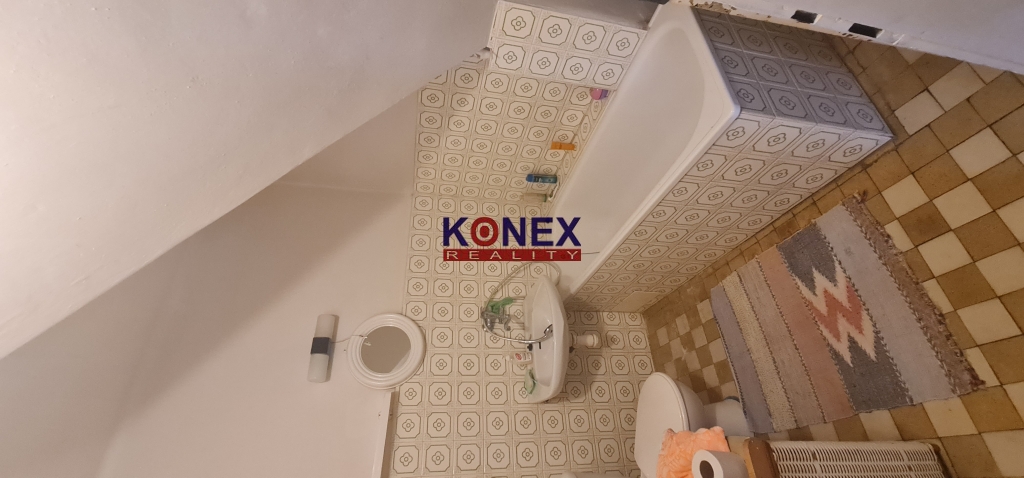 REZERVOVANÝ Rodinný dom blízko centra Trebišova - 7