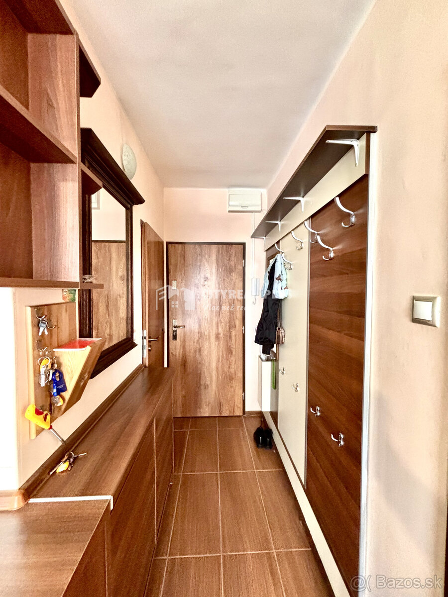 Ponúkame Vám na prenájom zariadený 1 izbový byt v meste Nové - 7