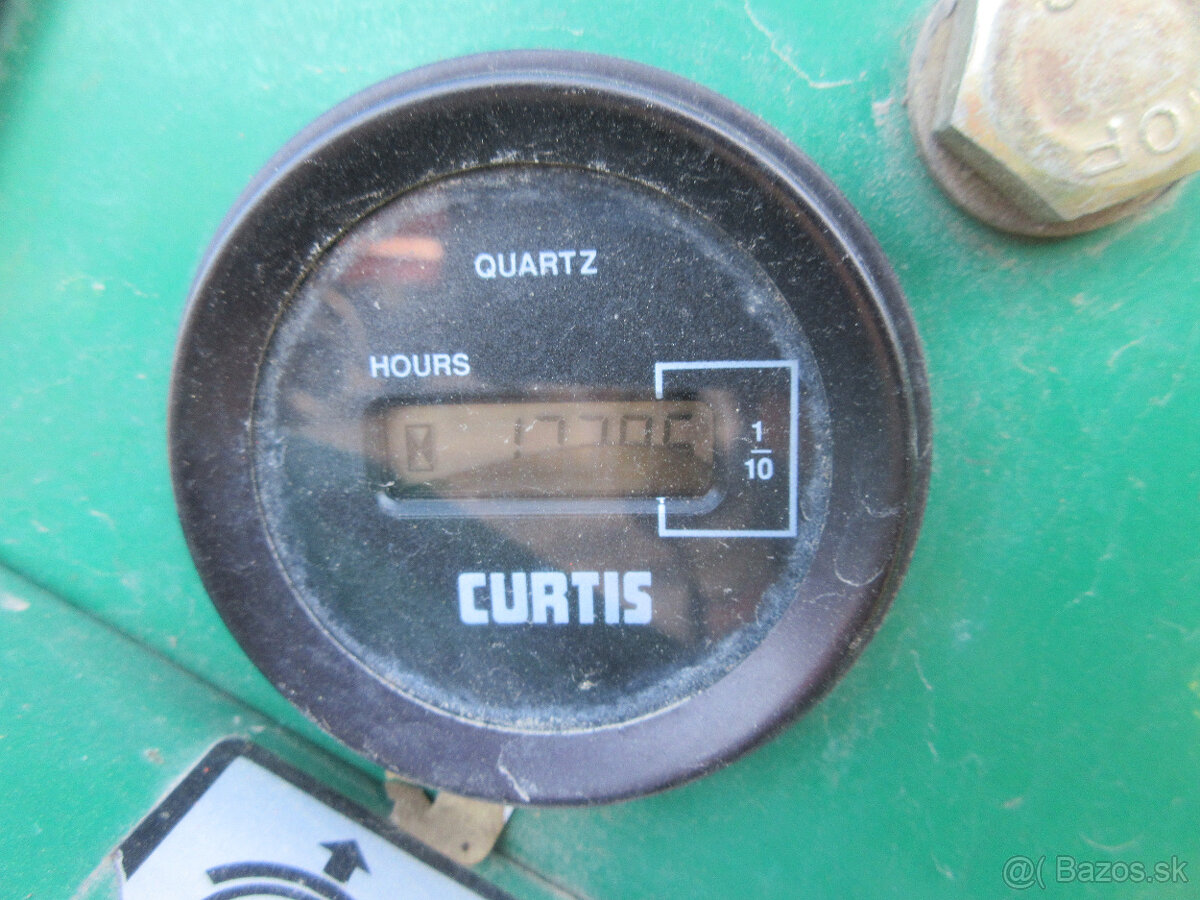 Malotraktor 4x4 RANSOMES PARKWAY 2 250P - 7