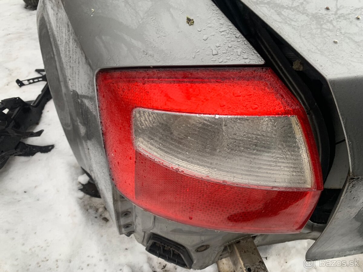 Audi a4 B6 2.5tdi 132 kw quattro - 7