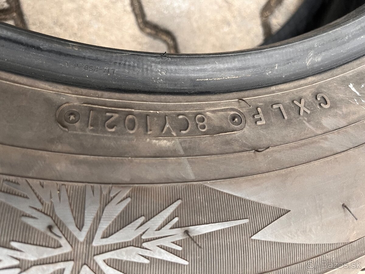 215/65R17 Toyo zimne - 7