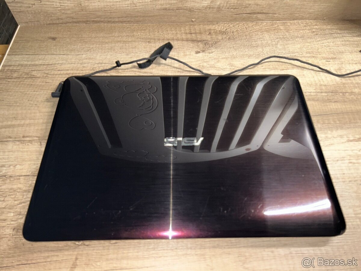 Herný Asus F556uq s 15,6"Fhd,Intel i5,8gb ram,SSD,940mx - 7