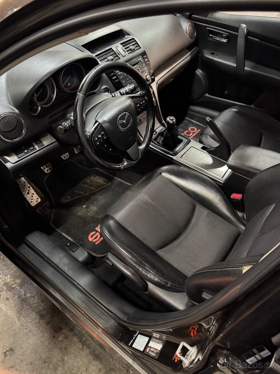 Mazda 6 2.2 D 132 kW | Bose | Keyless | Manuál | - 7