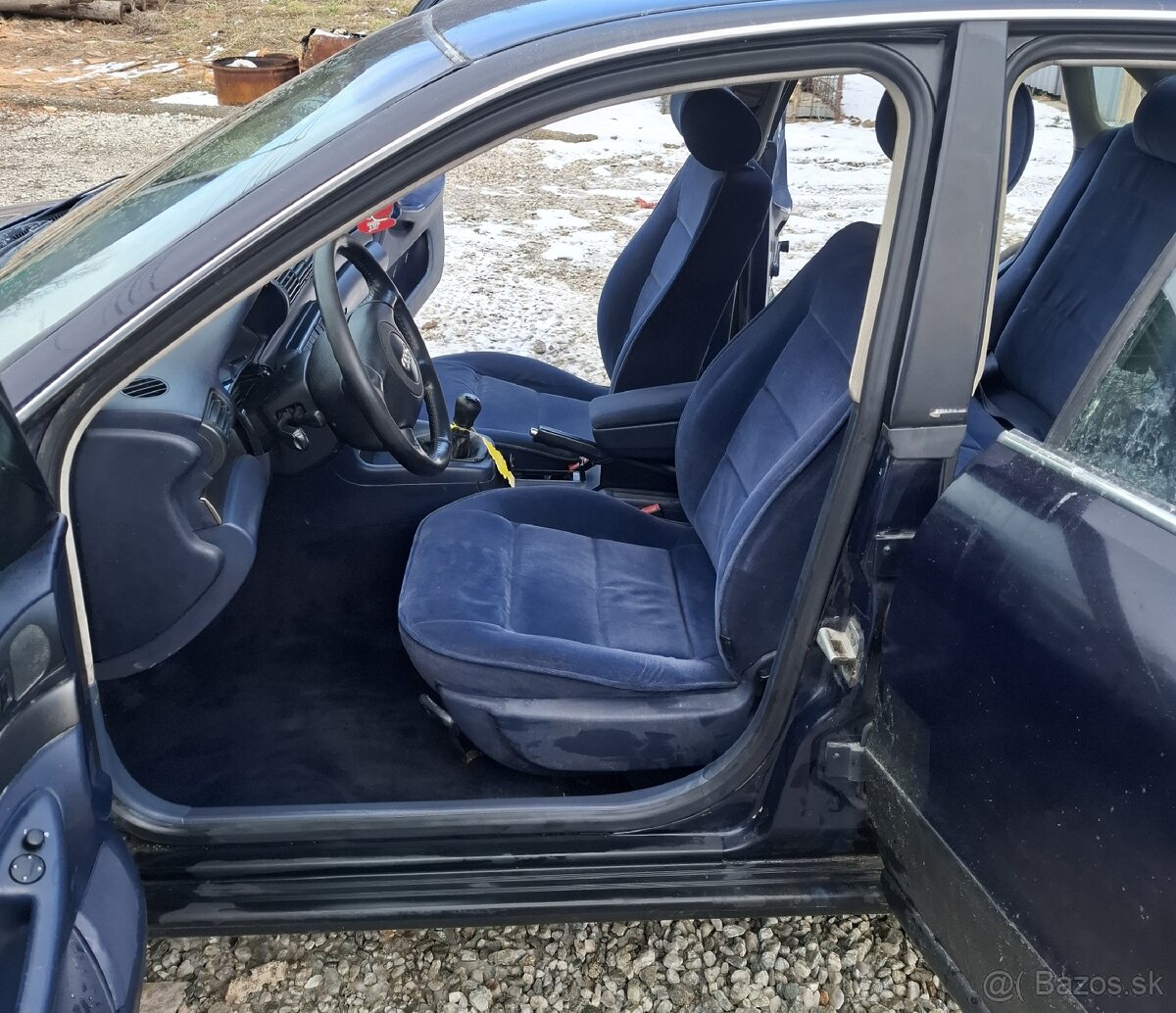 Predám audi a4 b5 1.9tdi 66kw - 7