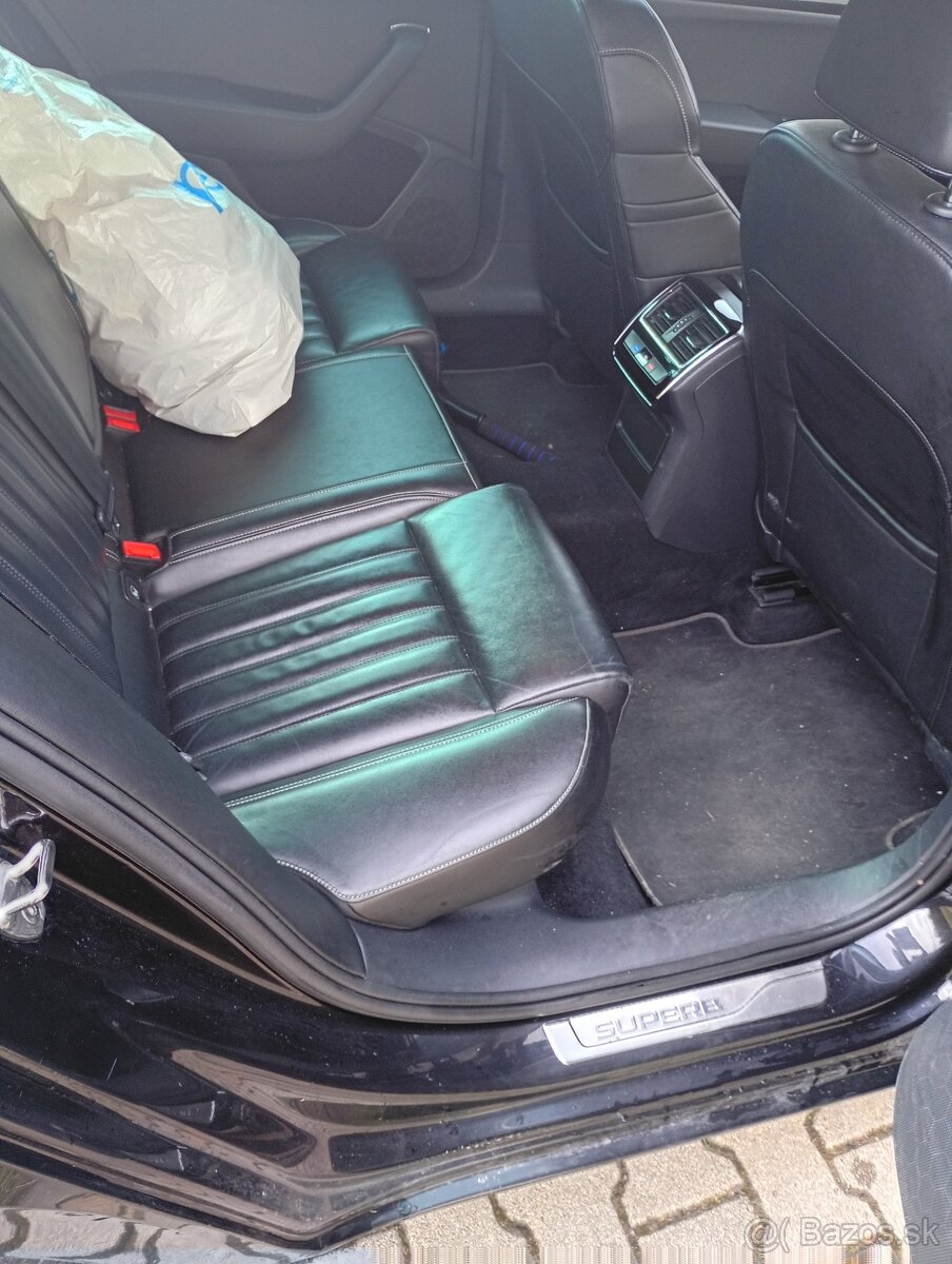 Predám Škoda Superb 3 combi ročník 2022 DSG - 7