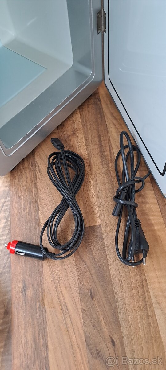 Mini Chladnička UNOLD 220V / 12V - 7