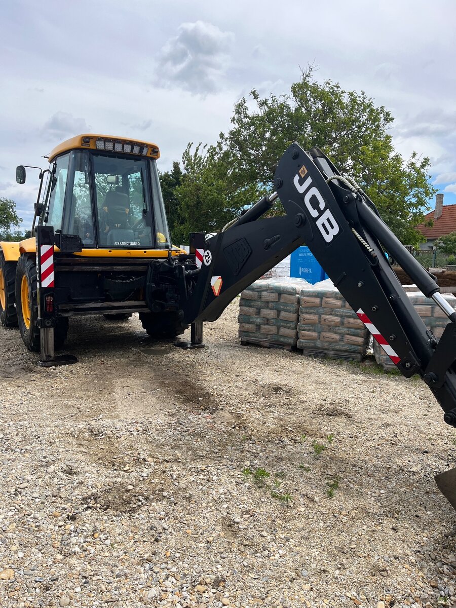 JCB 4CX - 7