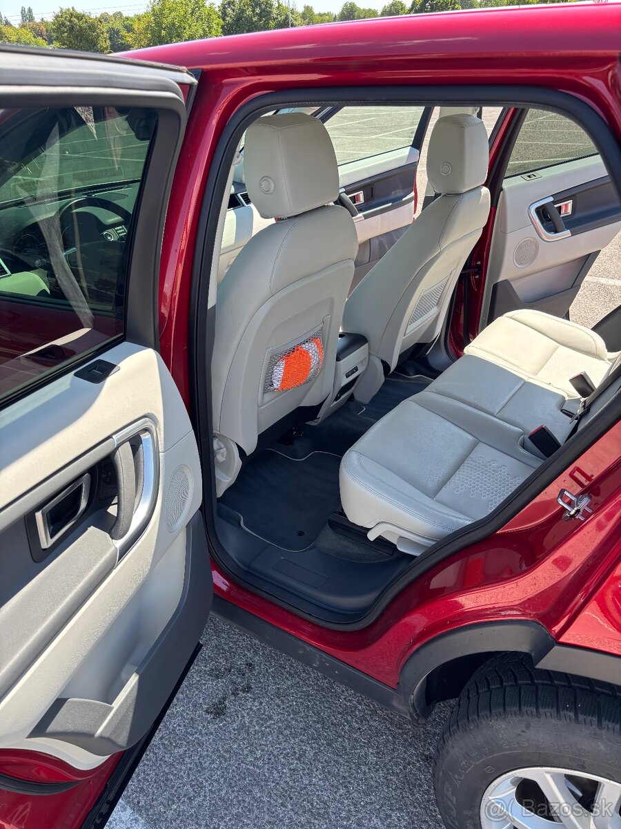Land Rover Discovery Sport - 7