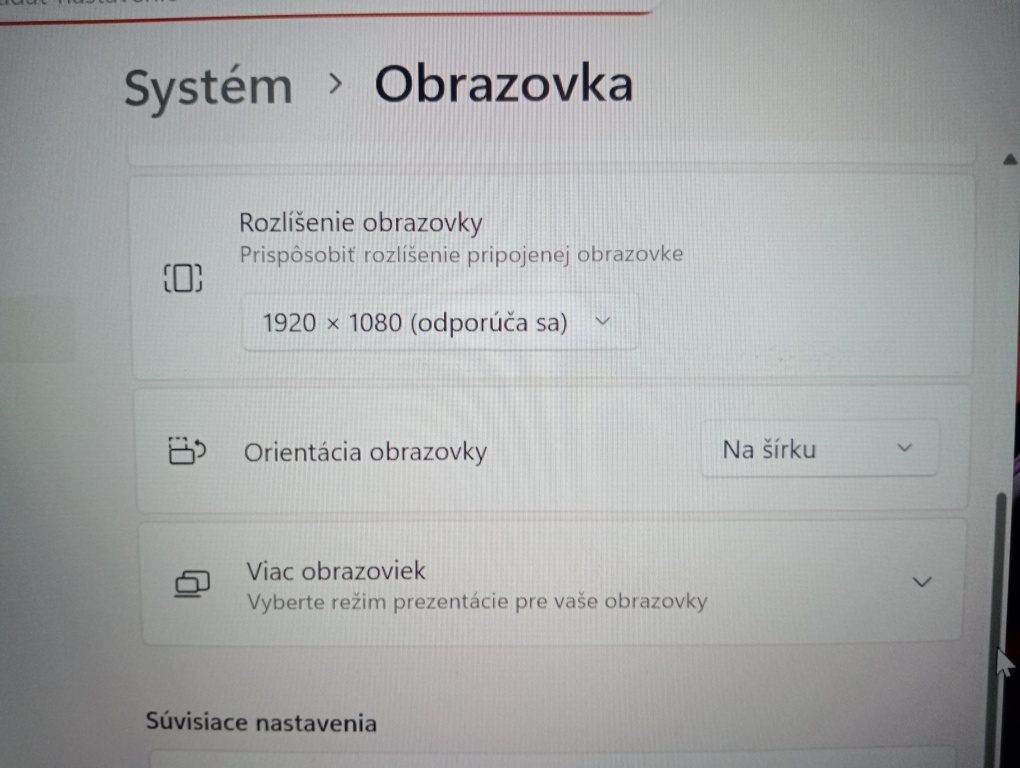 predám Dell Latitude 5410 , Intel i5 . 8gb ram , Win 11 - 7
