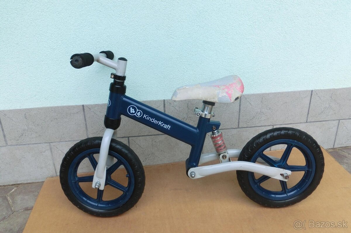 Detský bicykel a odrážadlo . - 7