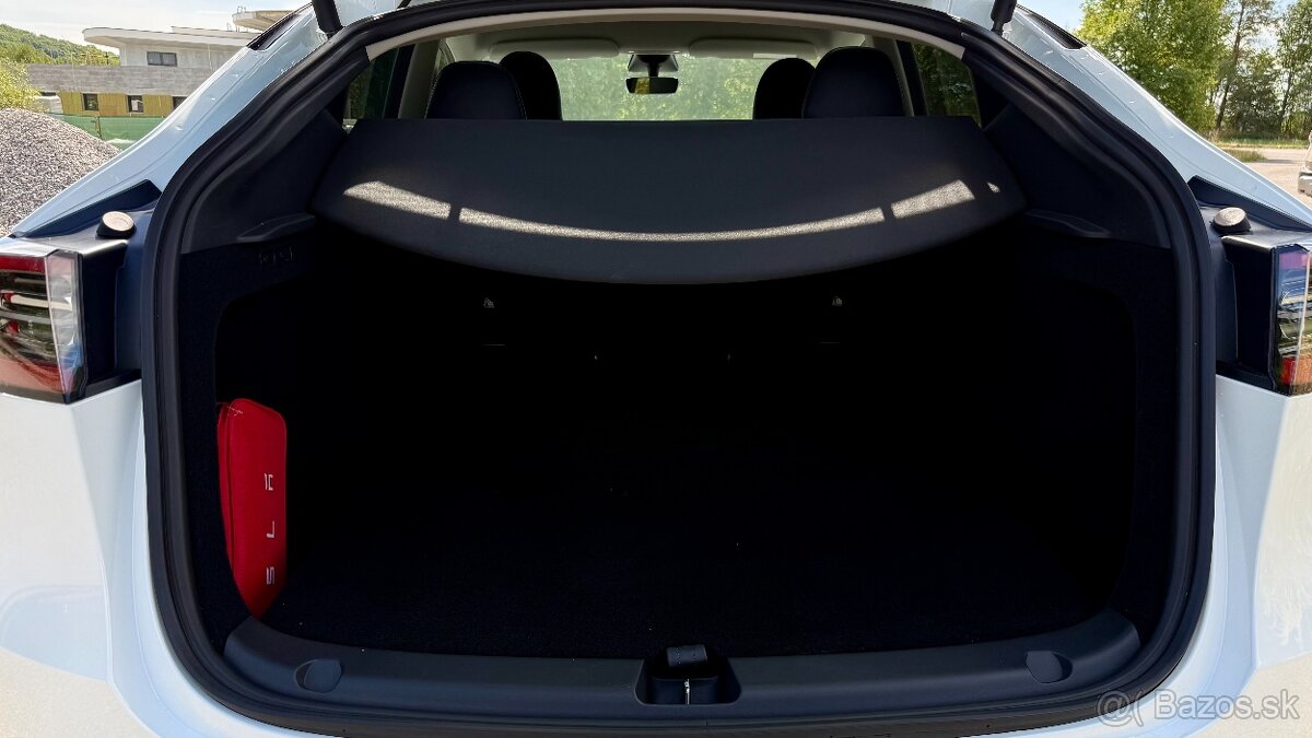Tesla Model Y LONG RANGE DUAL MOTOR SOH 94,5 - 7