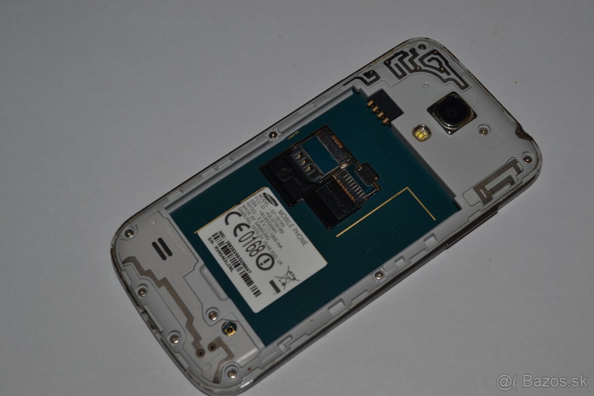 Samsung S4 mini Pekný stav - 7