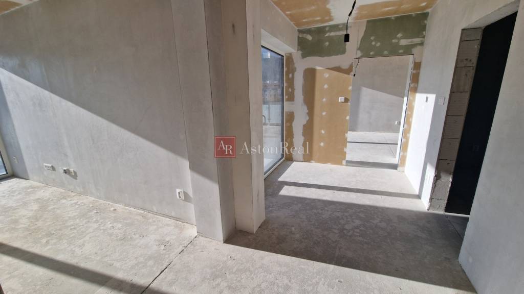 Novostavba- 3izbovy byt s balkónom a obrovskou terasou 180m - 7