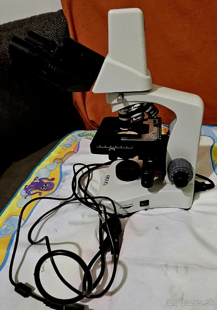 Zmes rôznych vecí na predaj - 7