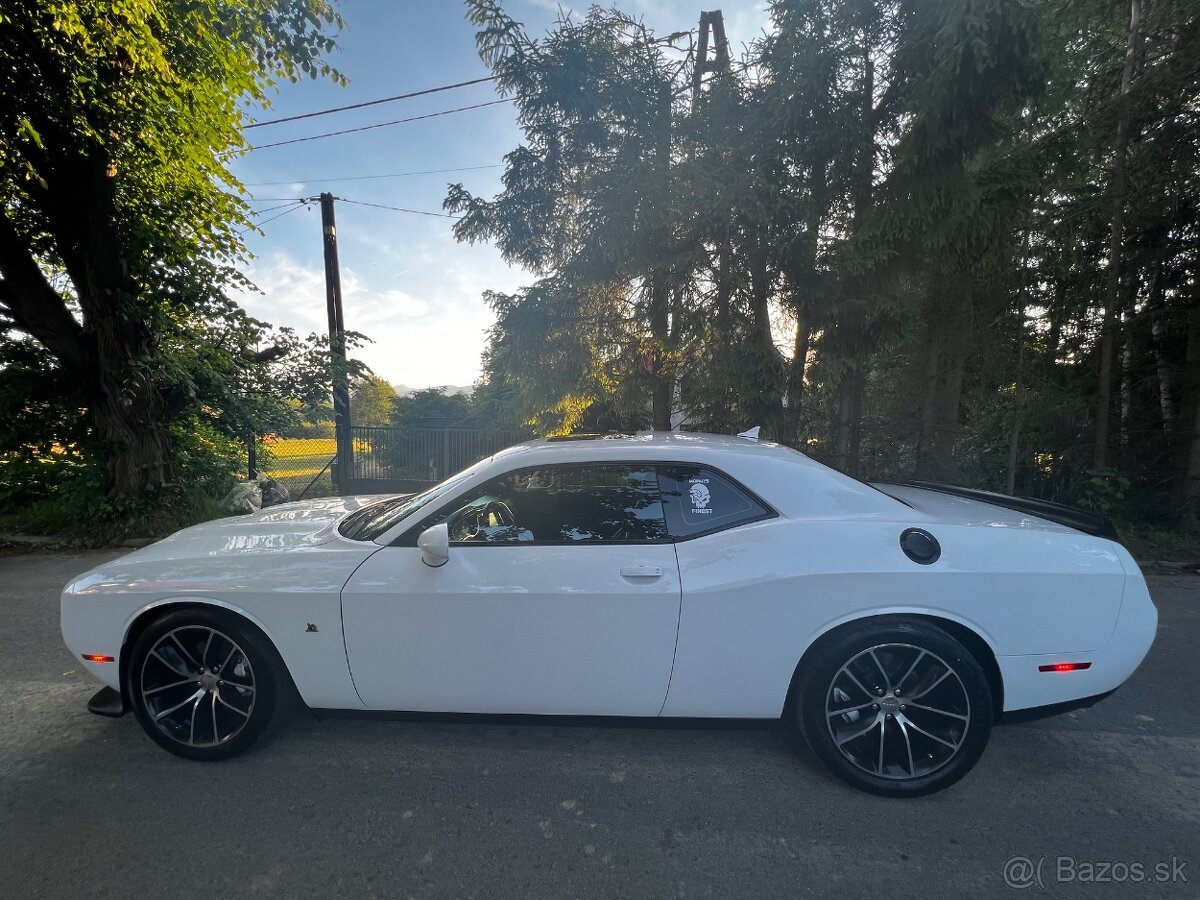 Dodge Challenger 6.4 - 7