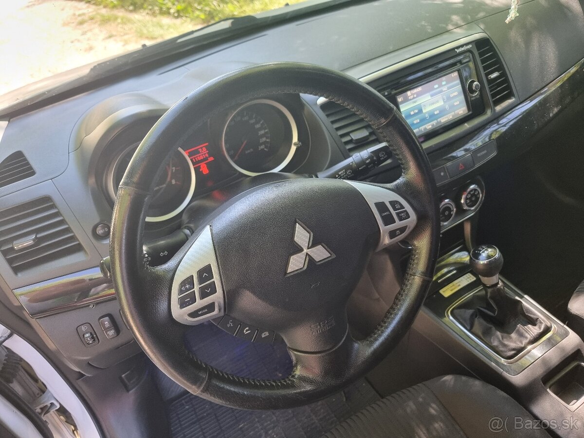 Mitsubishi Lancer Sportback 1.8 r.v.2014 - 7