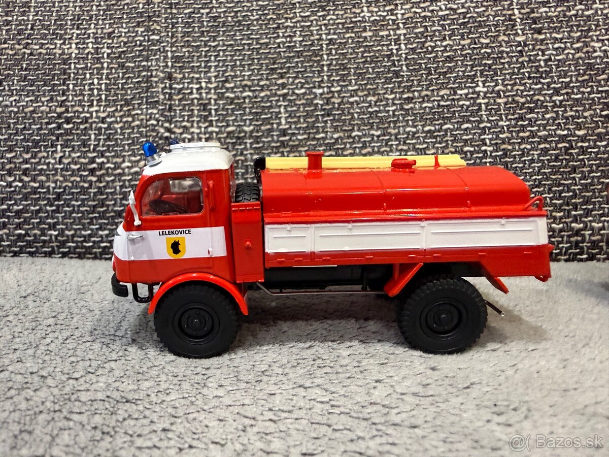 1:43 Tatra 805 - 7