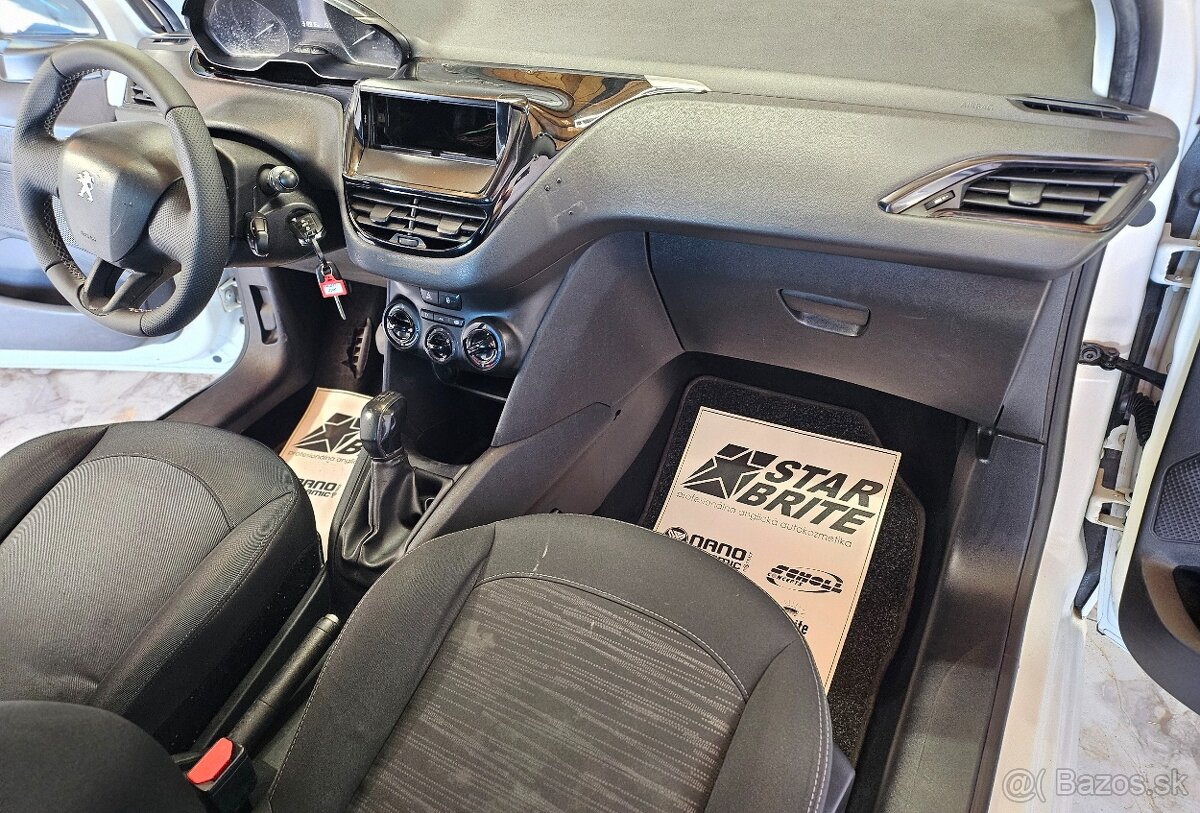 PEUGEOT 208 1.6 HDI - 7