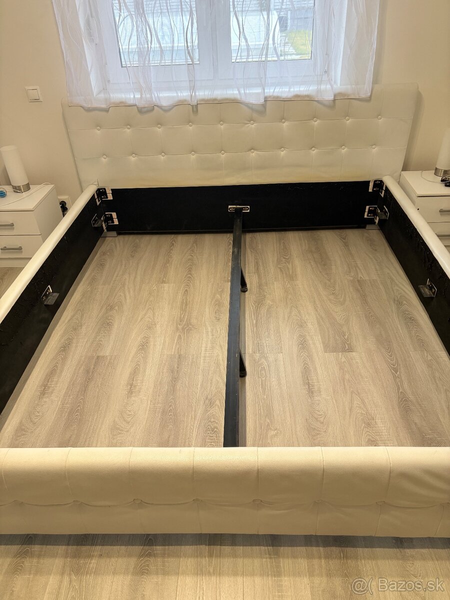 Manželská posteľ - 7