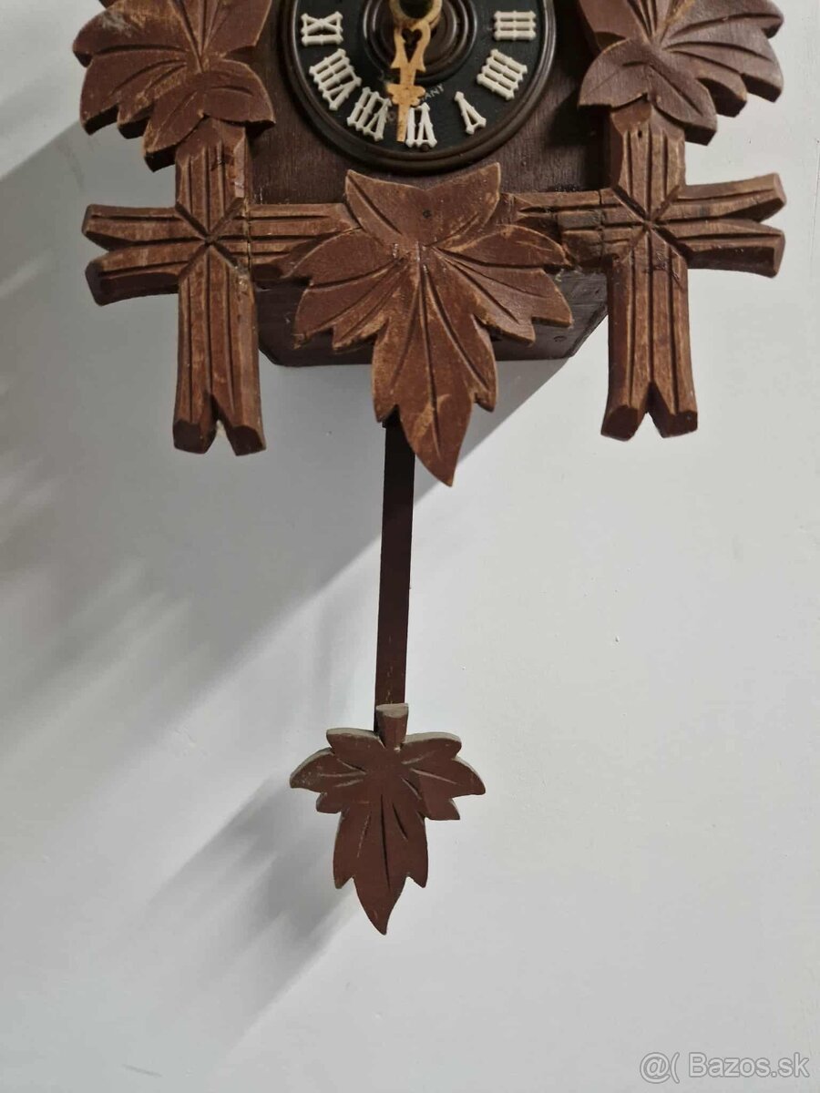 Dvoje nástenné hodiny - 7