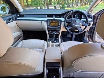 Skoda Superb 2.0 tdi 125kw 4x4 - 7