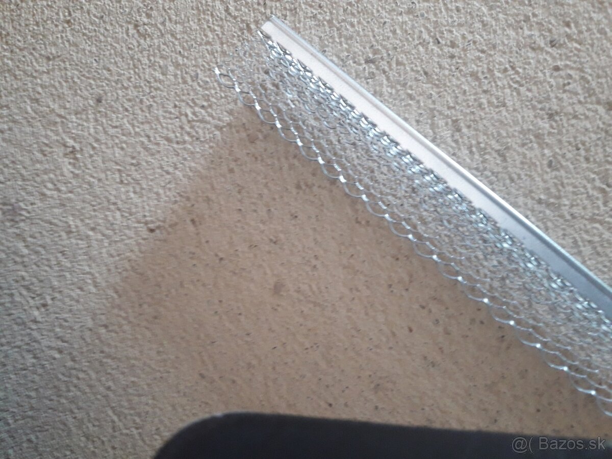 Predám Lištu rohovú jemnú PZ-LP/2500 - 7