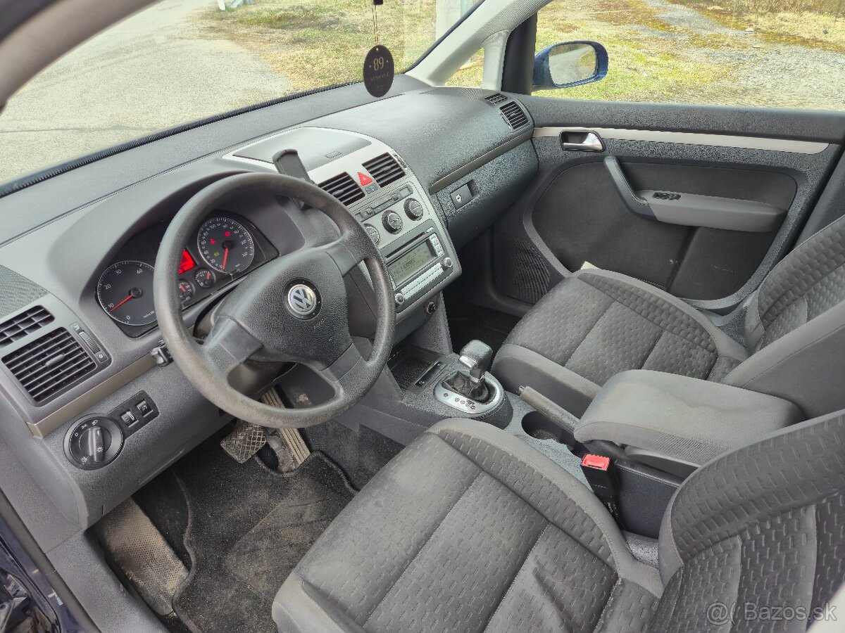 Volkswagen Touran 2.0 TDI Dsg - 7