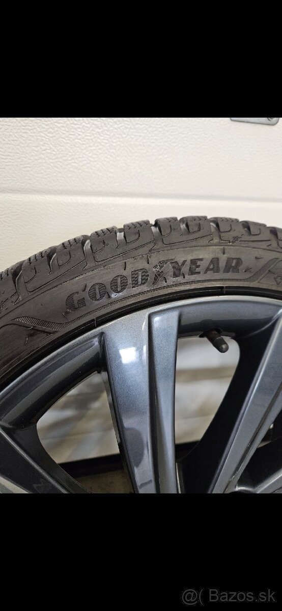 Octavia zimné pneu +alu disky - 7