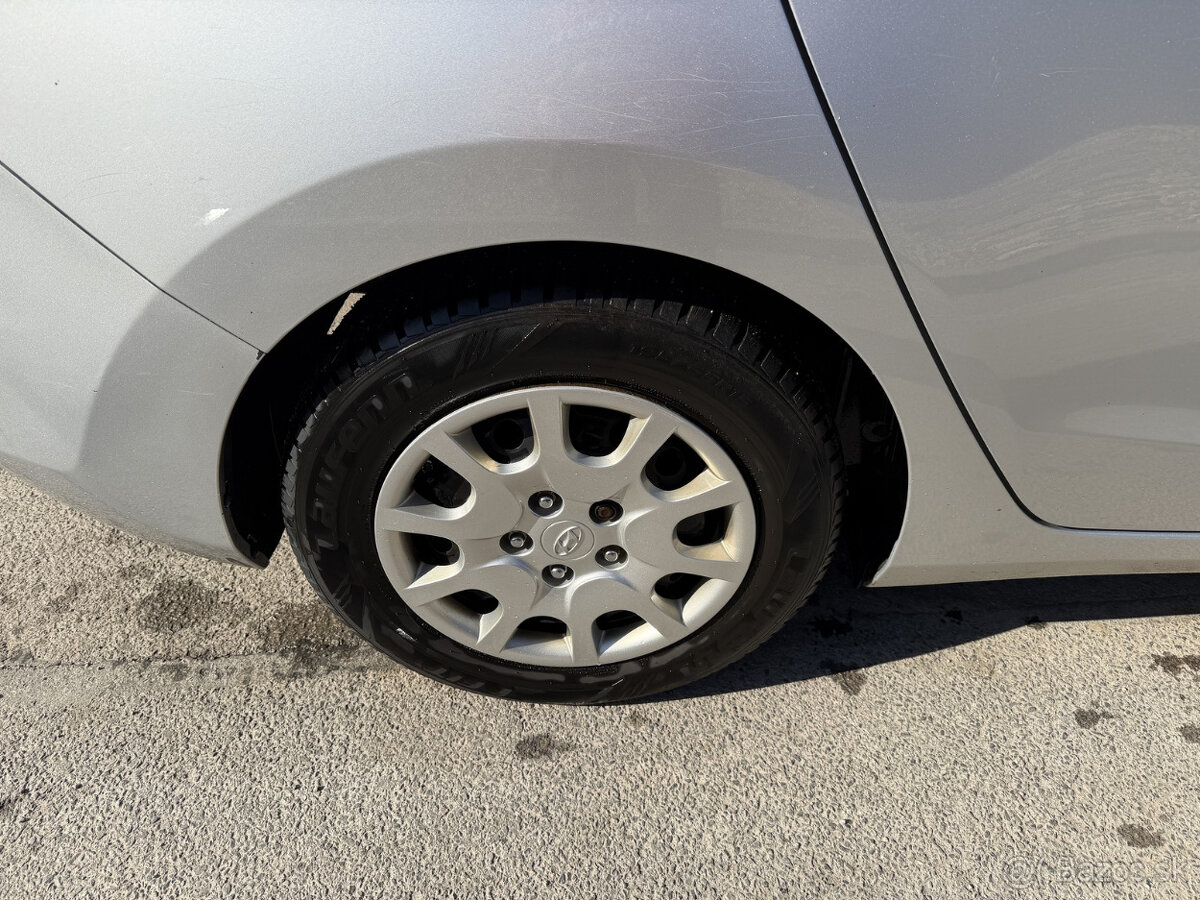 Hyundai i30 Kombi 1.4 MPI - 7