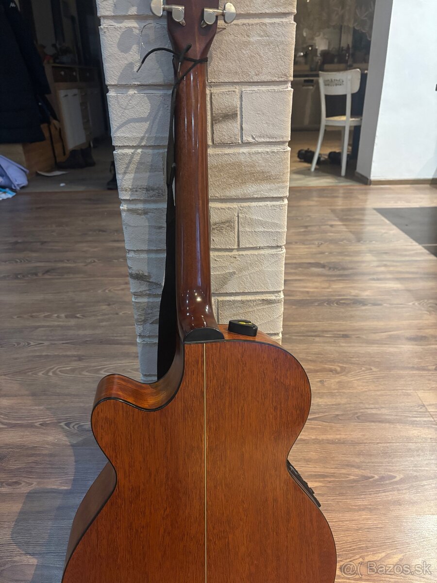 Elektroakusticka gitara Cort - 7