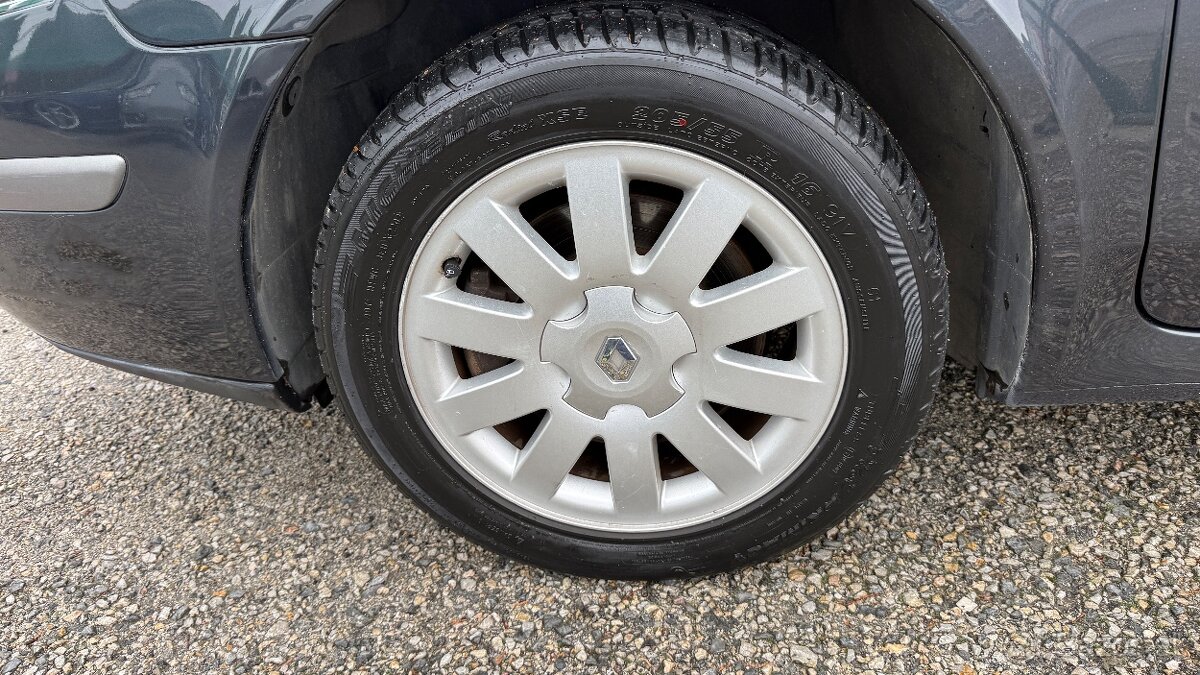 Renault Laguna 2.0 dCi 16V Dynamique - 7