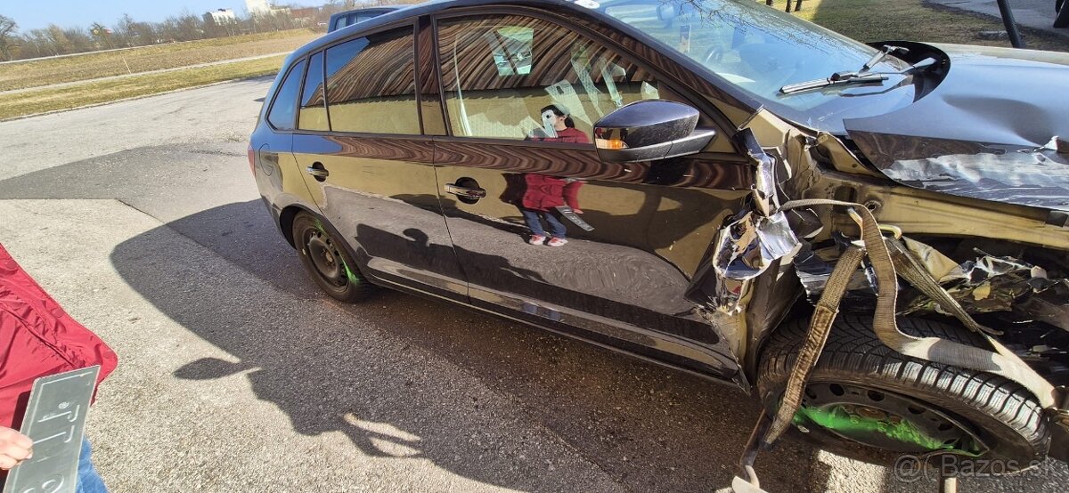 Skoda Rapid Spaceback 1.6Tdi 2015 - 7