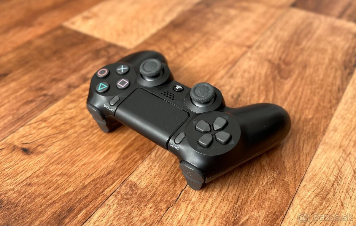 Ps4 PRO 1TB Black perfektný stav - 7