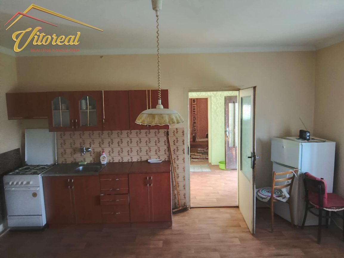 Exkluzívne na predaj rodinný dom v Trnávke len 35 km od Koší - 7