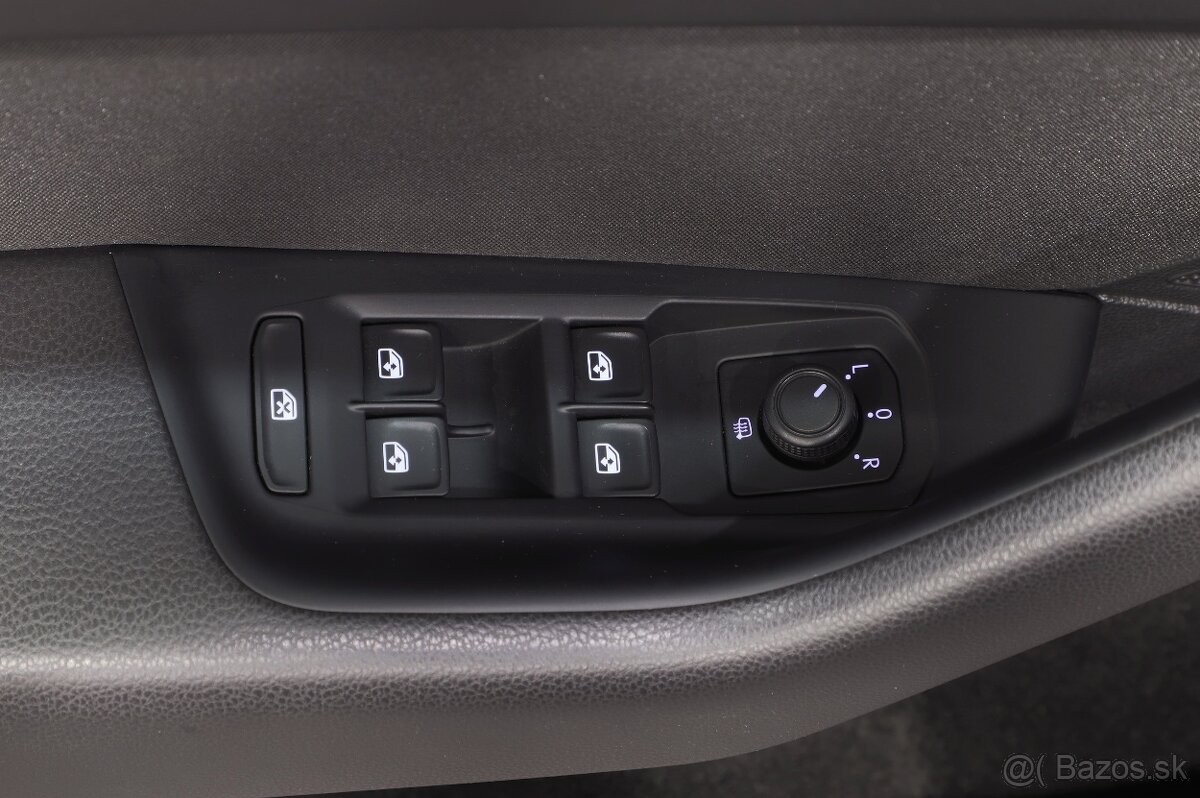 VW Passat B8 Variant 1.5TSI 110kW DSG - záruka Autodraft - 7