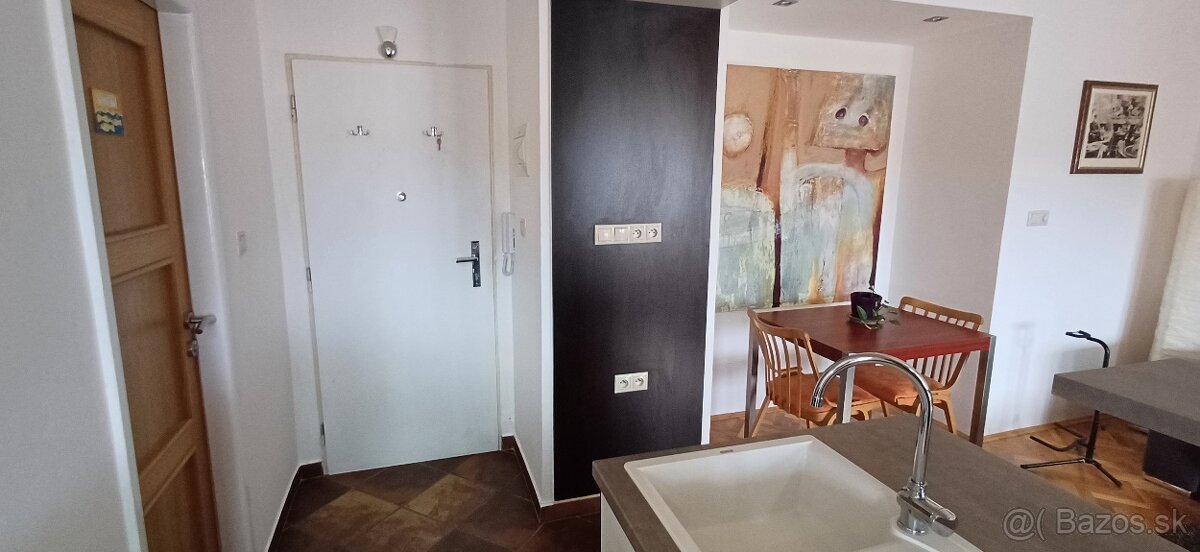 BRANDreal - 2i byt s terasou centrum Piešťany - 7