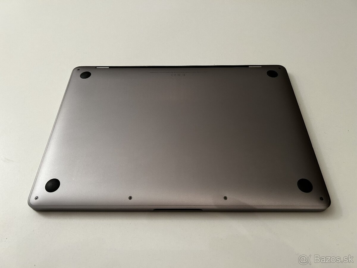 MacBook Pro 13" (2017) – Space Gray - 7