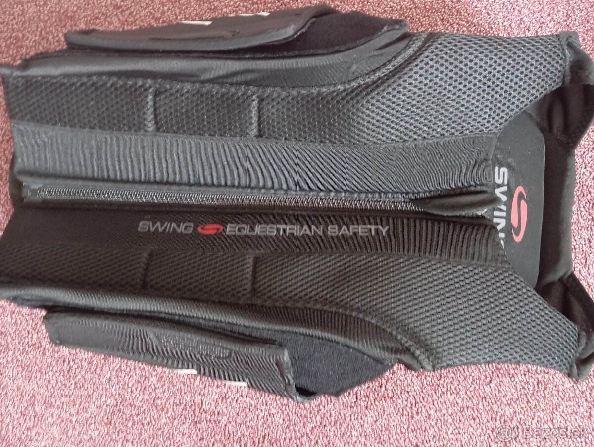 Výstroj na jazdenie na koni. - 7