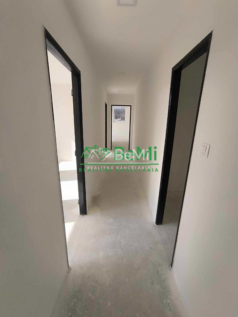 Na predaj 4-izbový byt s parkovacím miestom - 7