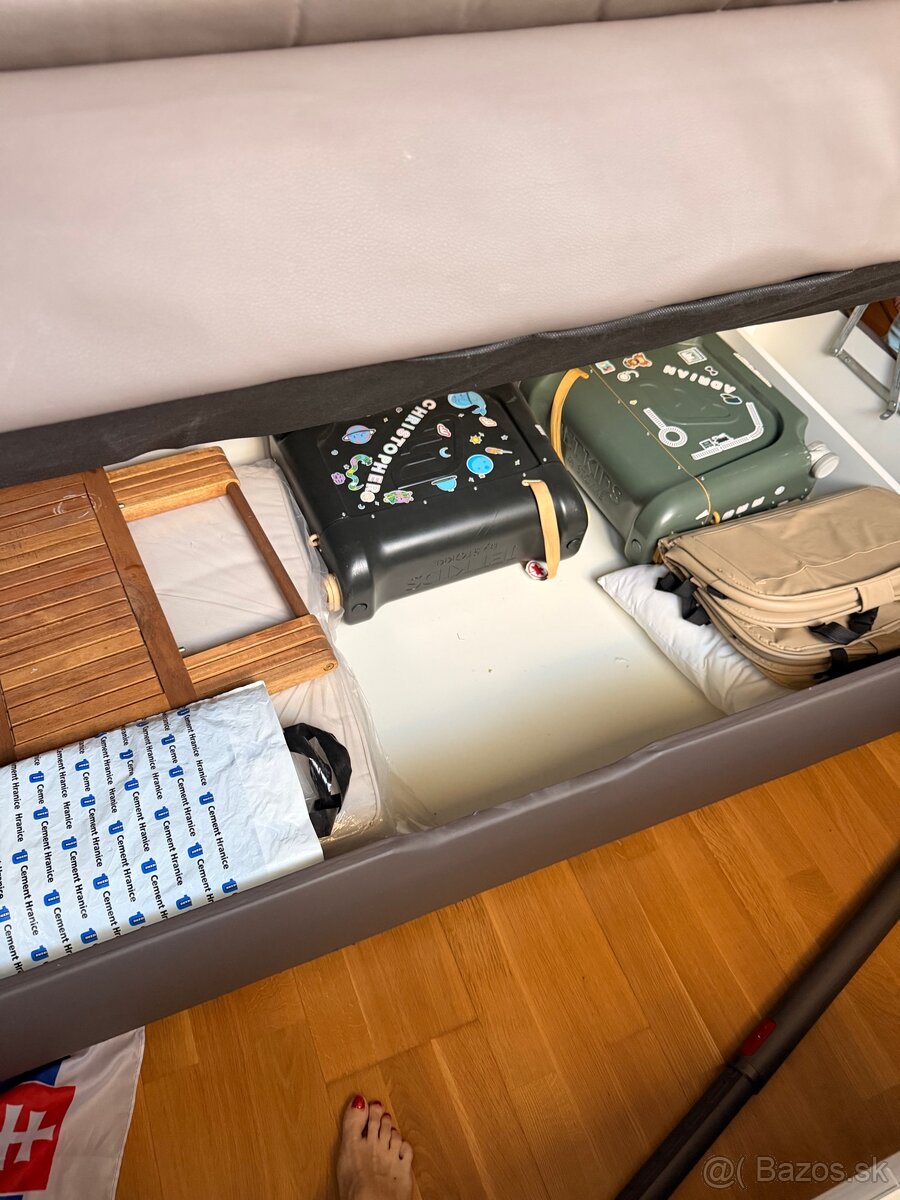 Boxspring postel 180 x 200 cm - 7