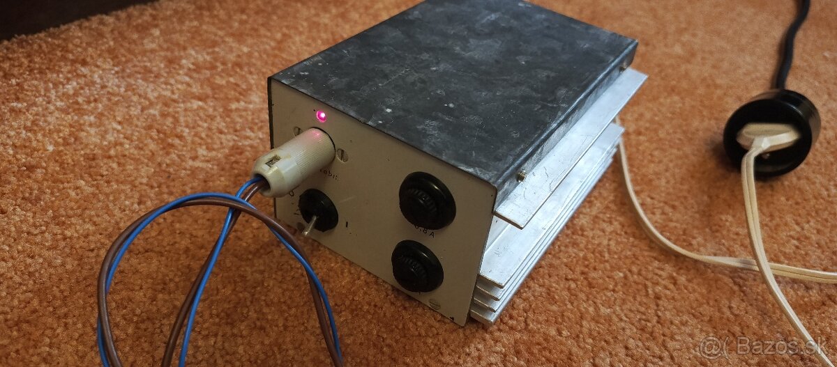 Intel MCS-85 System Design Kit (SDK-85) -zberateľský počítač - 7