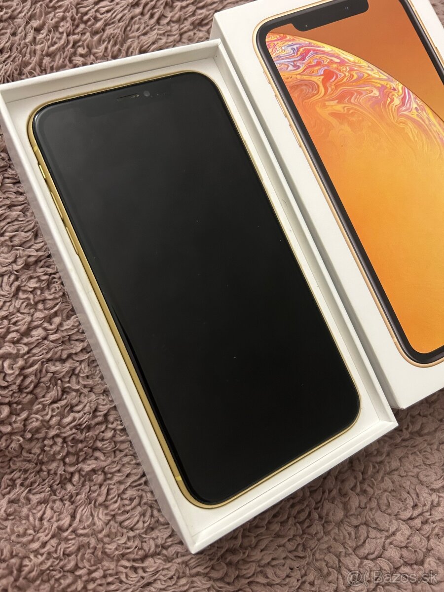 iPhone XR 128GB yellow - 100% batéria - 7