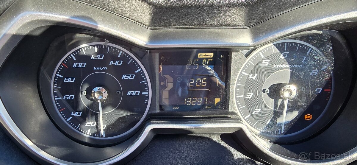 yamaha x-max 400 2018 - 7