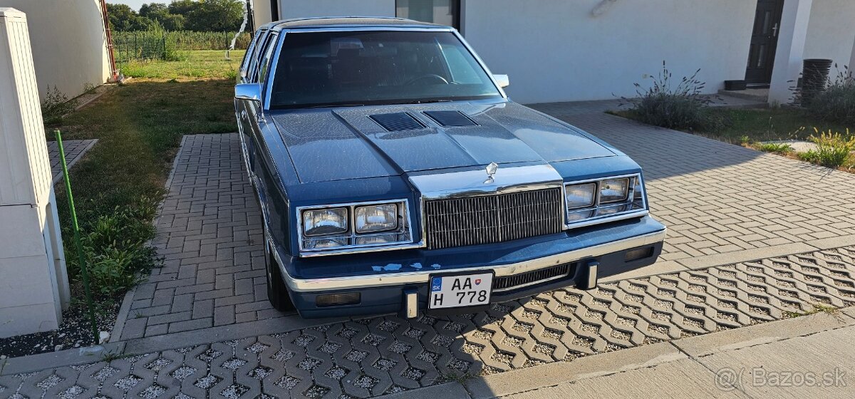 Chrysler Lebaron Executive Stretch limo - 7